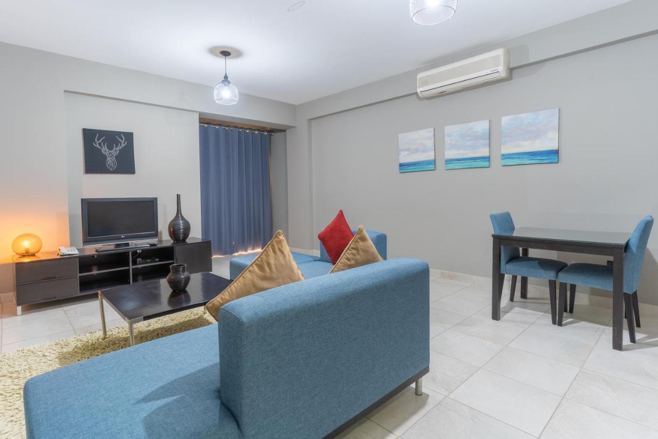Midan Hotel Suites Muscat Eksteriør bilde